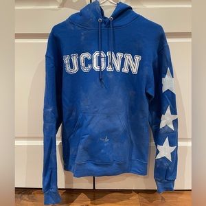 max and ginos custom uconn hoodie